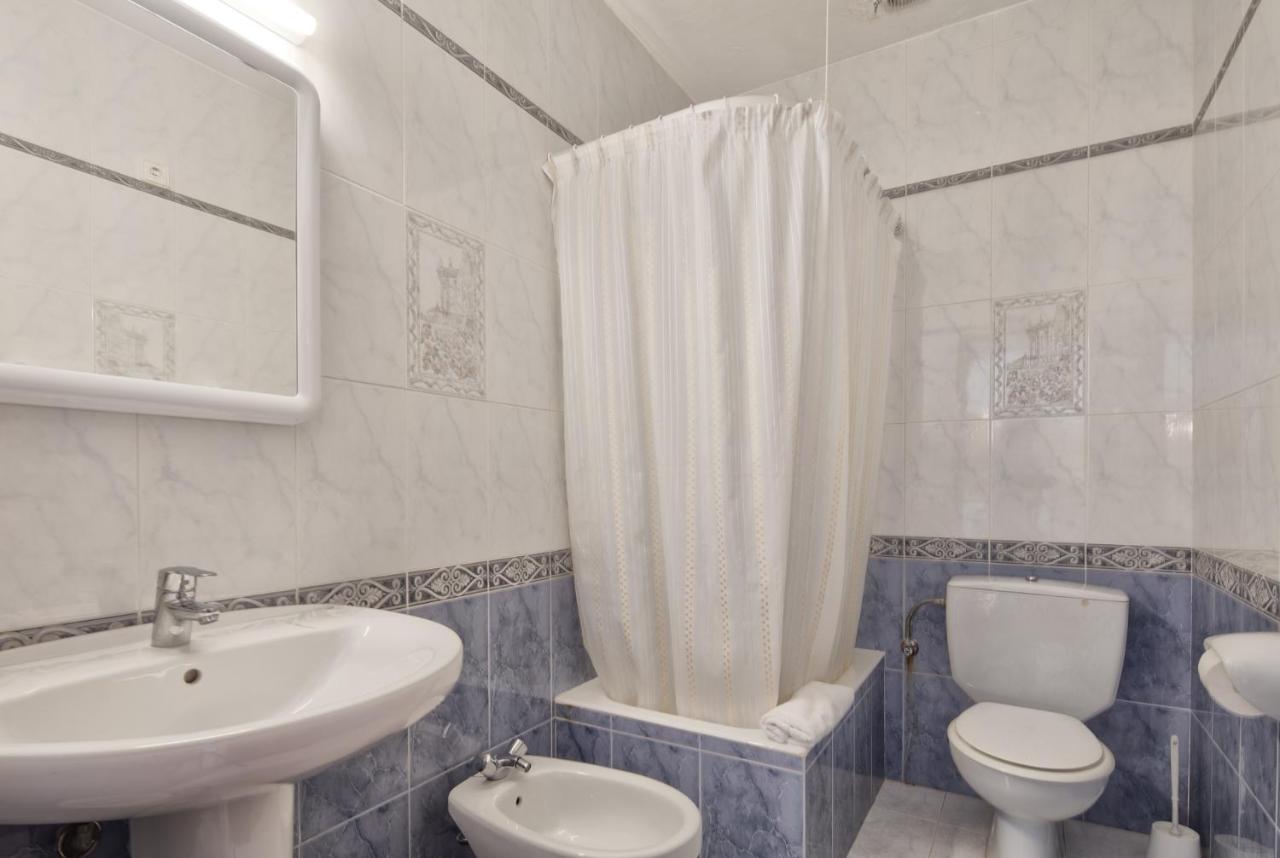 Alojamientos Turisticos Cardona - Apartamento 1 Hab. Standart Es Pujols Esterno foto